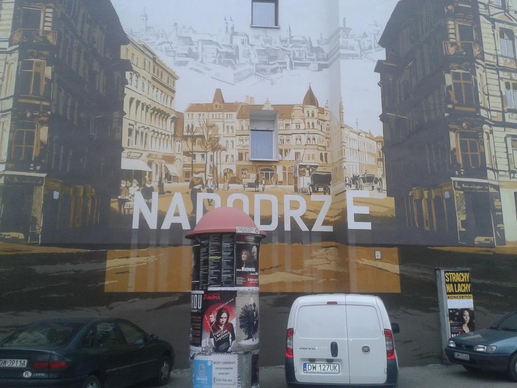 Apartament Venge -Cale Mieszkanie 46M2 Na Wylacznosc - Z Jedna Sypialnia I Jednym Sypialno-Salonem -3 Pietro Bez Windy- Rezerwacja Bez Karty Kredytowej-Klimatyzacja-Netflix-2 Lozeczka Dzieciece- Bezplatny Parking Publiczny Wroclaw Exterior photo