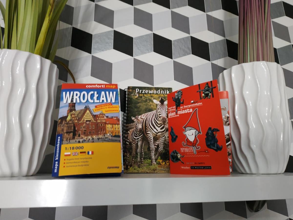 Apartament Venge -Cale Mieszkanie 46M2 Na Wylacznosc - Z Jedna Sypialnia I Jednym Sypialno-Salonem -3 Pietro Bez Windy- Rezerwacja Bez Karty Kredytowej-Klimatyzacja-Netflix-2 Lozeczka Dzieciece- Bezplatny Parking Publiczny Wroclaw Exterior photo