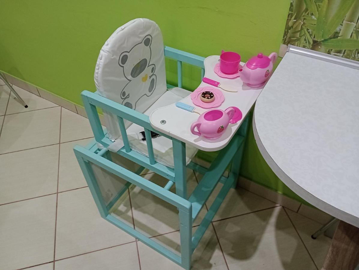 Apartament Venge -Cale Mieszkanie 46M2 Na Wylacznosc - Z Jedna Sypialnia I Jednym Sypialno-Salonem -3 Pietro Bez Windy- Rezerwacja Bez Karty Kredytowej-Klimatyzacja-Netflix-2 Lozeczka Dzieciece- Bezplatny Parking Publiczny Wroclaw Exterior photo