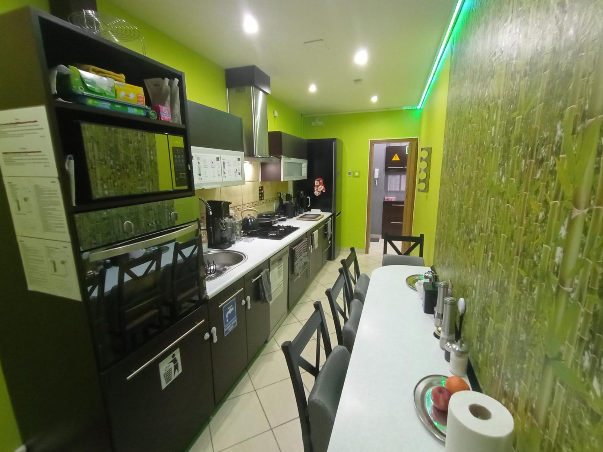 Apartament Venge -Cale Mieszkanie 46M2 Na Wylacznosc - Z Jedna Sypialnia I Jednym Sypialno-Salonem -3 Pietro Bez Windy- Rezerwacja Bez Karty Kredytowej-Klimatyzacja-Netflix-2 Lozeczka Dzieciece- Bezplatny Parking Publiczny Wroclaw Exterior photo
