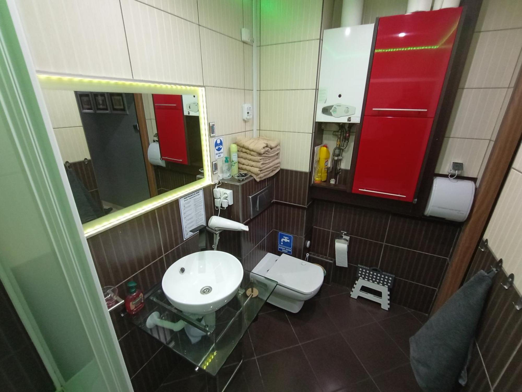 Apartament Venge -Cale Mieszkanie 46M2 Na Wylacznosc - Z Jedna Sypialnia I Jednym Sypialno-Salonem -3 Pietro Bez Windy- Rezerwacja Bez Karty Kredytowej-Klimatyzacja-Netflix-2 Lozeczka Dzieciece- Bezplatny Parking Publiczny Wroclaw Exterior photo